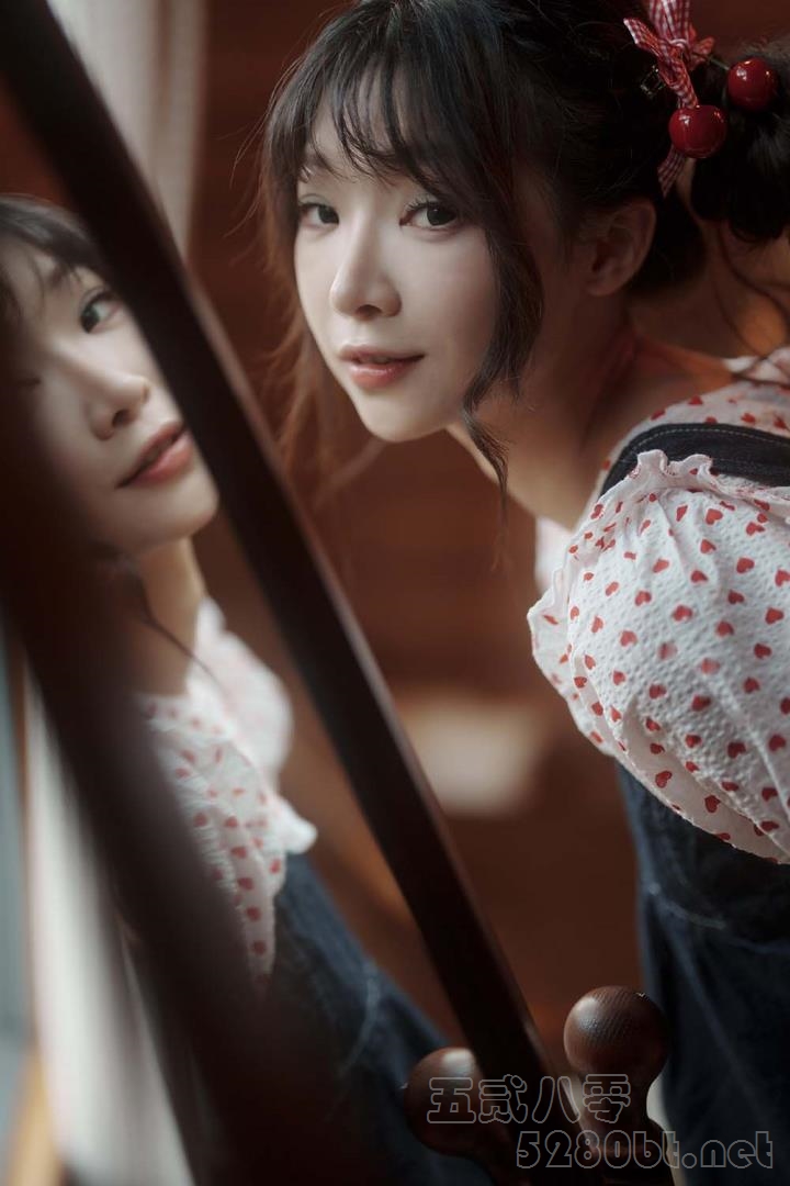 [YITUYU艺图语]2023.05.10 森林里的小木屋 七七[33+1P／362MB]预览图