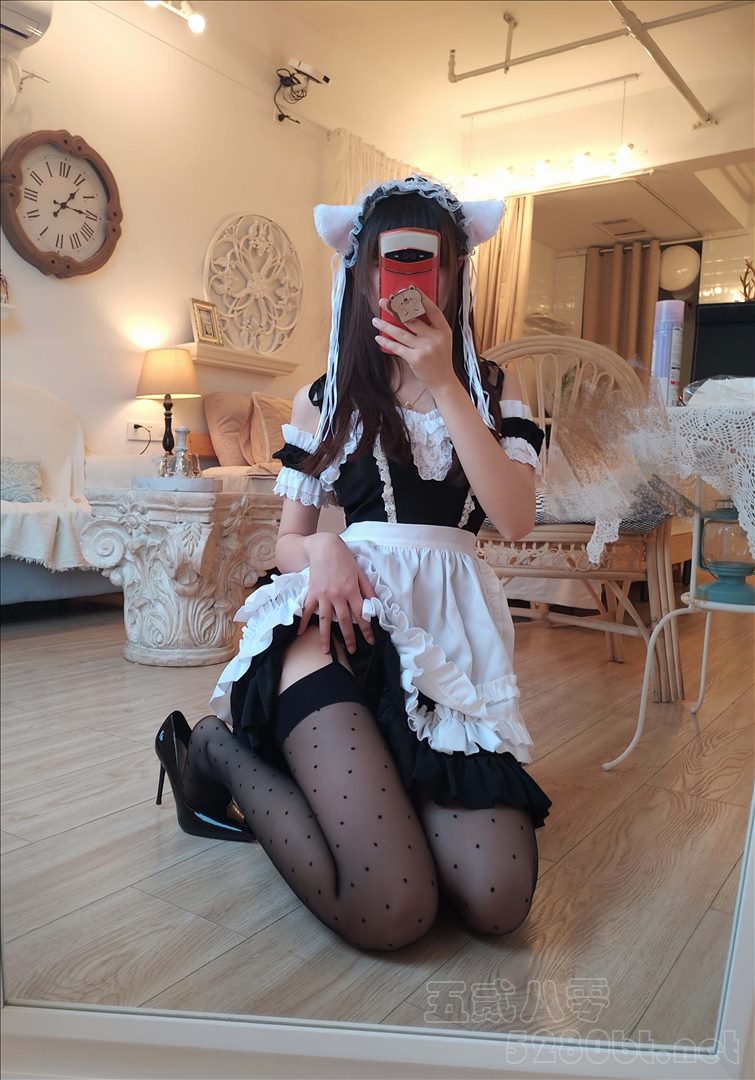 正统萝莉@雪琪SAMA 对镜女仆[28P-2V-618.8M]推荐预览图