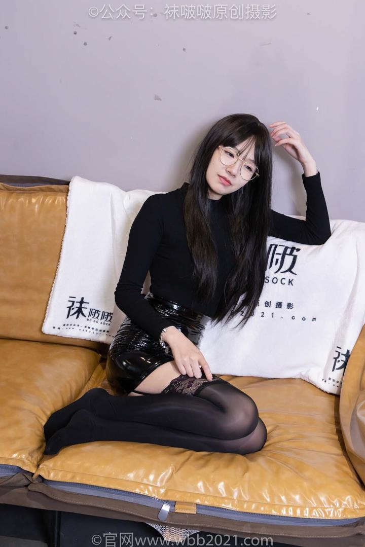 [BoBoSocks袜啵啵]VOL.585 小甜豆-高跟鞋、大腿黑丝、踩面包剧情[158P+1V／7.83GB]推荐预览图