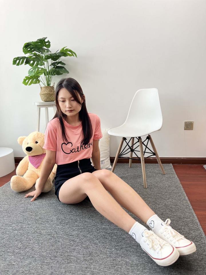 三禾摄影 VOL.037 休闲短裤 棉袜 帆布鞋[171P+2V／0.99GB]推荐预览图